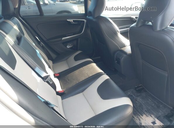 YV4612HK5G1016690 2016 VOLVO V60 CROSS COUNTRY Белый Вид наклейки с VIN-кодом