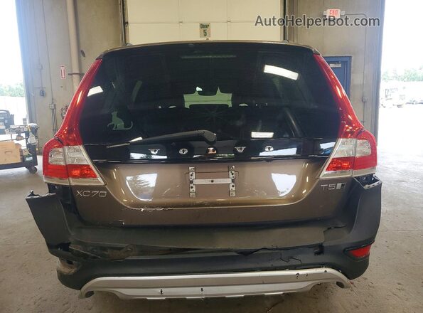 YV4612NX8G1268014 2016 VOLVO XC70 Brown Vista trasera