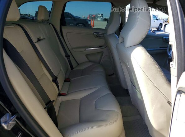 YV4612RK2G2799962 2016 VOLVO XC60 Black Vista interior trasera