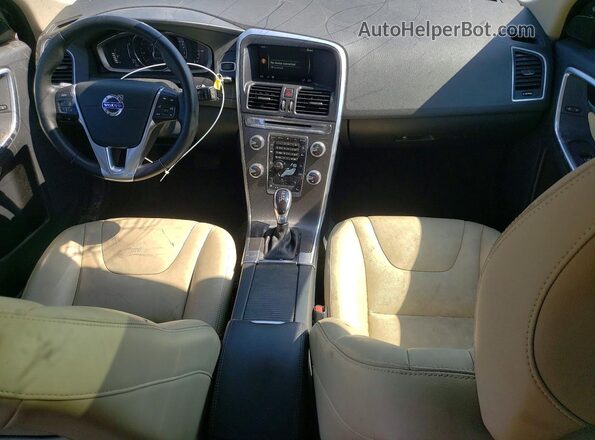 YV4612RK2G2858752 2016 VOLVO XC60 Серый Вид панели приборов
