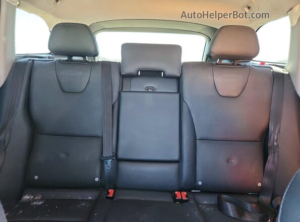 YV4612RK4G2848871 2016 VOLVO XC60 Silver Հետևի նստատեղերի տեսք