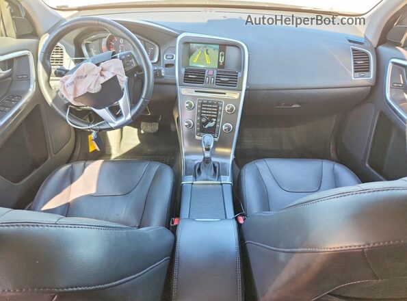 YV4612RK4G2848871 2016 VOLVO XC60 Silver Առջևի վահանակի տեսք