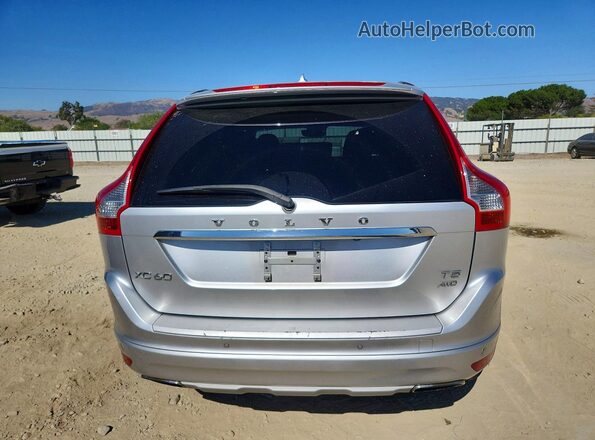 YV4612RK4G2848871 2016 VOLVO XC60 Silver Հետևի տեսք