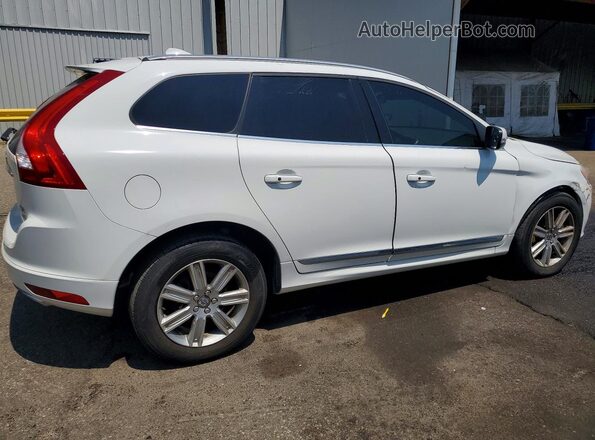 YV4612RK7G2796359 2016 VOLVO XC60 White Rear right