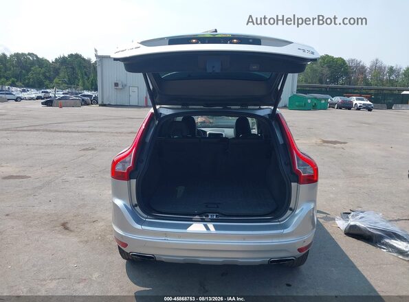 YV4902RMXG2809249 2016 VOLVO XC60 Silver 