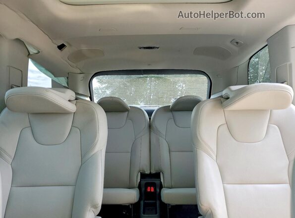 YV4A221K7M1702677 2021 VOLVO XC90 Черный Вид задних сидений