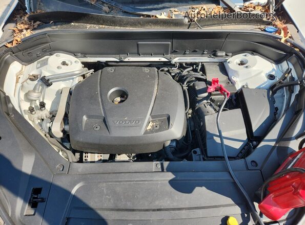 YV4A22PK2G1015831 2016 VOLVO XC90 White 
