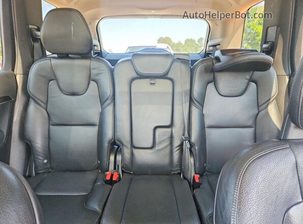 YV4A22PK7G1094641 2016 VOLVO XC90 Серебряный Вид задних сидений
