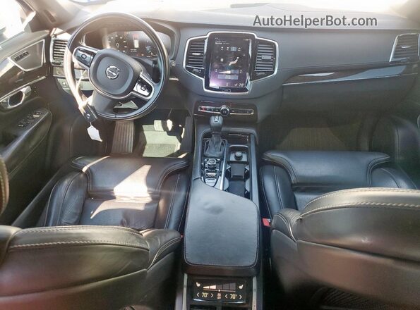 YV4A22PL1H1124839 2017 VOLVO XC90 White Առջևի վահանակի տեսք