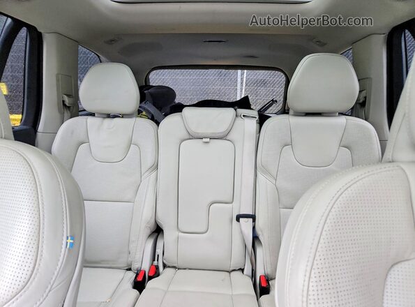 YV4A22PL1K1496365 2019 VOLVO XC90 Gray Вид задніх сидінь