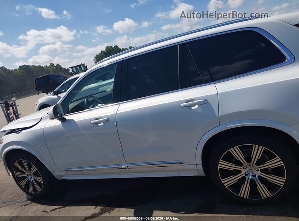 YV4A22PL2M1736753 2021 VOLVO XC90 Белый Панорамный вид салона 360°