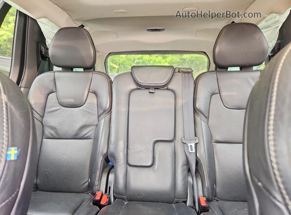 YV4A22PL3G1022554 2016 VOLVO XC90 Silver Vista de los asientos traseros