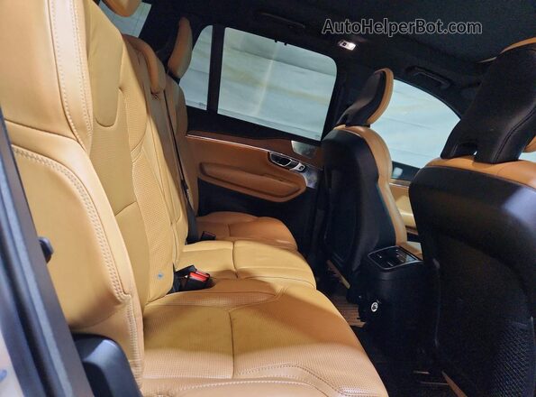 YV4A22PL4K1486042 2019 VOLVO XC90 Белый Вид задней части салона