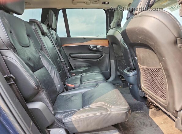 YV4A22PL5K1473526 2019 VOLVO XC90 Blue Vista interior trasera