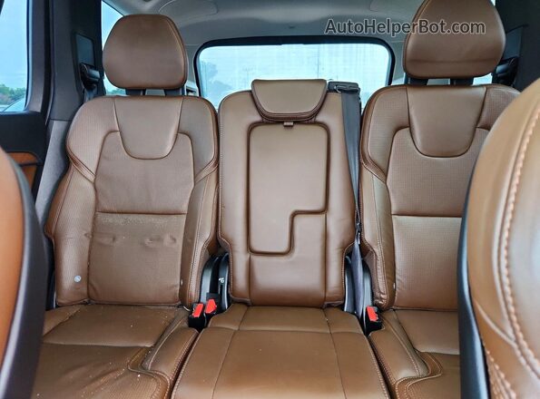 YV4A22PL5K1490424 2019 VOLVO XC90 Black Vista de los asientos traseros