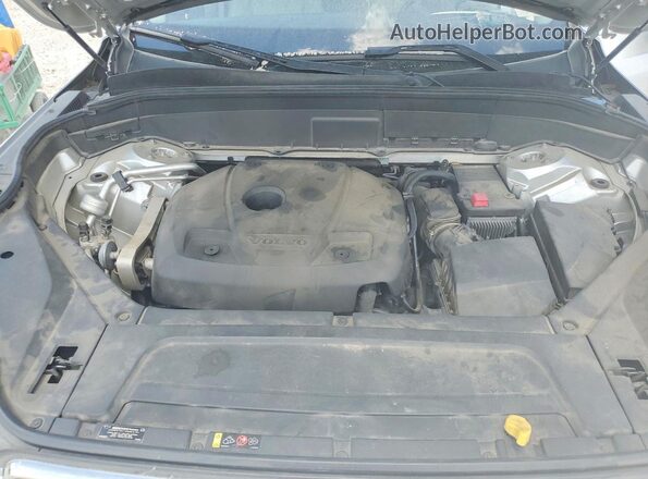 YV4A22PL6G1025836 2016 VOLVO XC90 Silver Widok wnętrza z tyłu