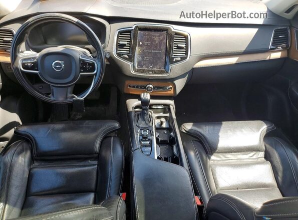 YV4A22PL6G1066984 2016 VOLVO XC90 Charcoal Vista del salpicadero
