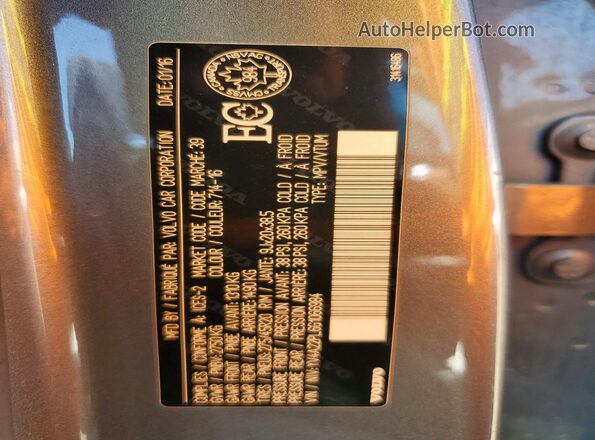 YV4A22PL6G1066984 2016 VOLVO XC90 Charcoal Vista del compartimento del motor