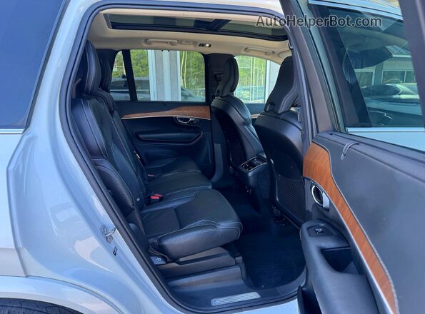 YV4A22PL6K1487077 2019 VOLVO XC90 White Вид задніх сидінь