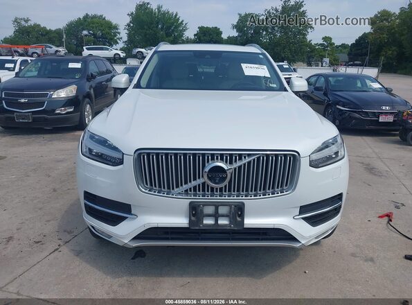 YV4A22PL7J1193377 2018 VOLVO XC90 White Vista frontal