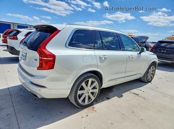 YV4A22PL8H1177702 2017 VOLVO XC90 White Trasero derecho