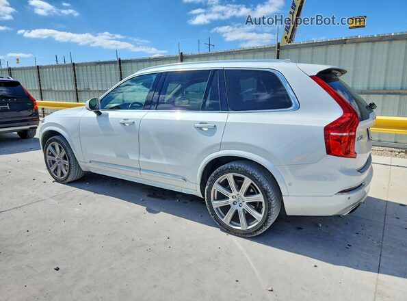 YV4A22PL8H1177702 2017 VOLVO XC90 White Trasero izquierdo