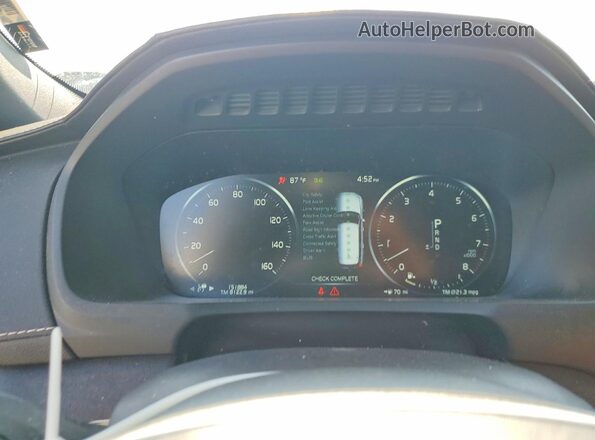 YV4A22PL8N1826667 2022 VOLVO XC90 White Вид щитка приладів