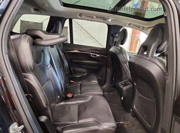 YV4A22PL9H1124538 2017 VOLVO XC90 Black Vista interior trasera