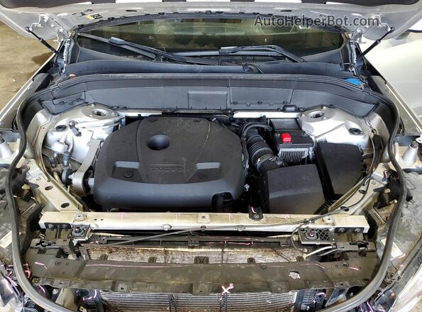 YV4A22PL9M1689897 2021 VOLVO XC90 Silver Вид підкапотного простору