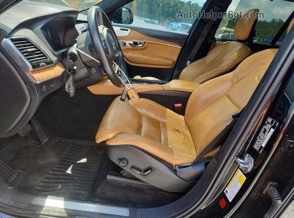 YV4A22PLXK1469441 2019 VOLVO XC90 Черный Вид салона спереди