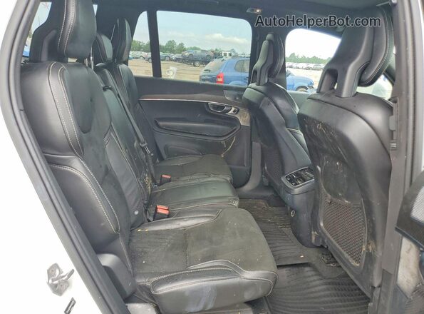 YV4A22PM8H1145244 2017 VOLVO XC90 White Rear interior view