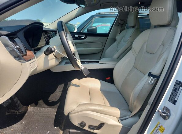 YV4A22RL1L1565411 2020 VOLVO XC60 White Սալոնի դիմացի տեսք