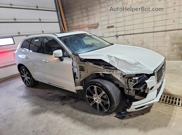 YV4A22RL5M1887146 2021 VOLVO XC60 White Передня права чверть