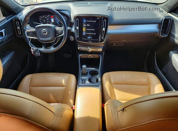 YV4AC2HK5L2278170 2020 VOLVO XC40 Белый Вид панели приборов