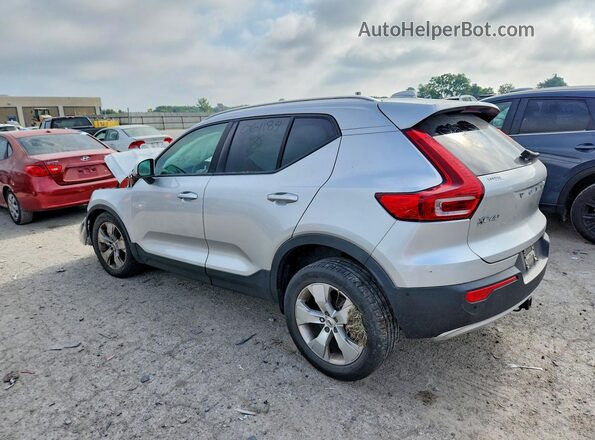 YV4AC2HK7K2061184 2019 VOLVO XC40 Silver Tył lewy