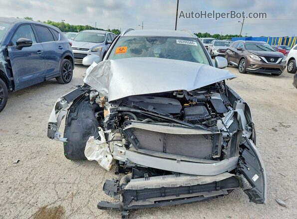 YV4AC2HK7K2061184 2019 VOLVO XC40 Silver Widok z przodu