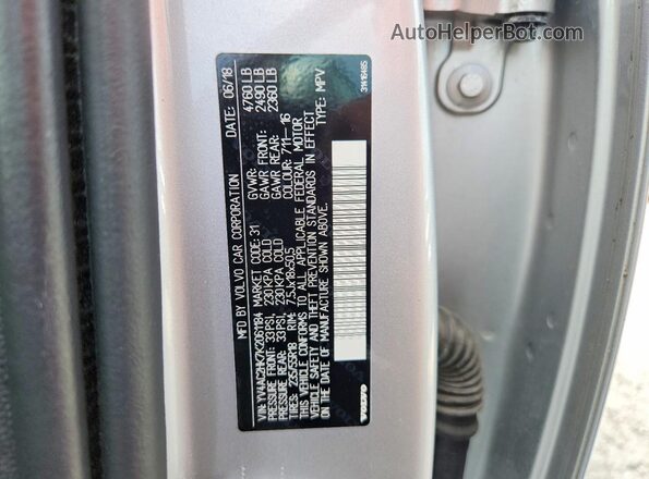 YV4AC2HK7K2061184 2019 VOLVO XC40 Silver Widok naklejki z numerem VIN