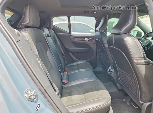 YV4AC2HM9L2295572 2020 VOLVO XC40 Gray Vista de los asientos traseros