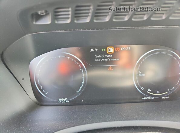 YV4BC0PL3H1124461 2017 VOLVO XC90 Black Սարքավորումների վահանակի տեսք