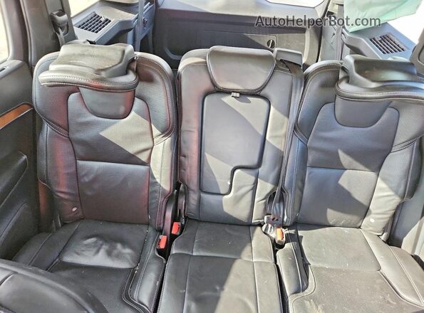 YV4BC0PL3H1124461 2017 VOLVO XC90 Black Հետևի նստատեղերի տեսք