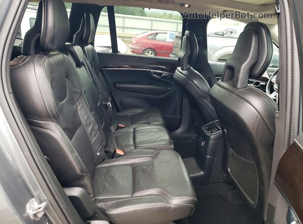 YV4BC0PL8H1115142 2017 VOLVO XC90 Gray Widok wnętrza z tyłu