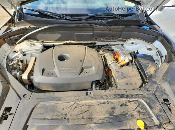 YV4BR00L0M1687891 2021 VOLVO XC90 White ძრავის განყოფილების ხედი