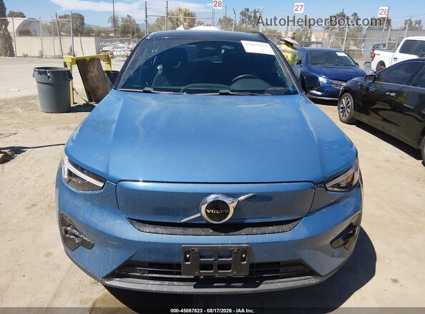 YV4ED3UM3P2075778 2023 VOLVO XC40 RECHARGE PURE ELECTRIC Light Blue Սալոնի հետևի տեսք