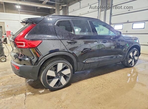 YV4ED3UM7P2096830 2023 VOLVO XC40 Black უკანა მარჯვენა