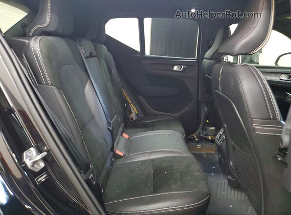YV4ED3UR2M2567175 2021 VOLVO XC40 Black Widok wnętrza z tyłu