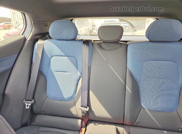 YV4EK3ZK5SS153015 2025 VOLVO EX30 Blue Vista de los asientos traseros