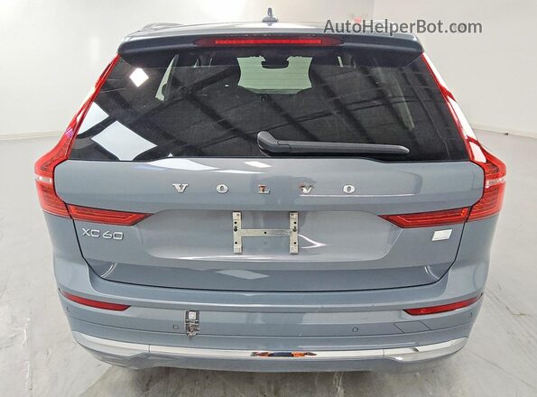 YV4H60DE2P1330098 2023 VOLVO XC60 Gray Vista trasera