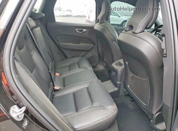 YV4H60DJ2R1880112 2024 VOLVO XC60 Black Widok wnętrza z tyłu
