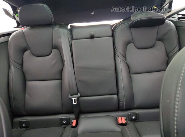 YV4H60DJ2R1880112 2024 VOLVO XC60 Black Widok tylnych siedzeń