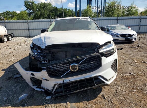 YV4H60DL2R1917516 2024 VOLVO XC60 Белый Вид спереди